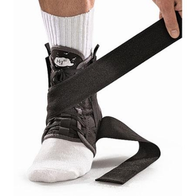 Mueller - Mueller Hg80 Ankle brace w--straps - Medium