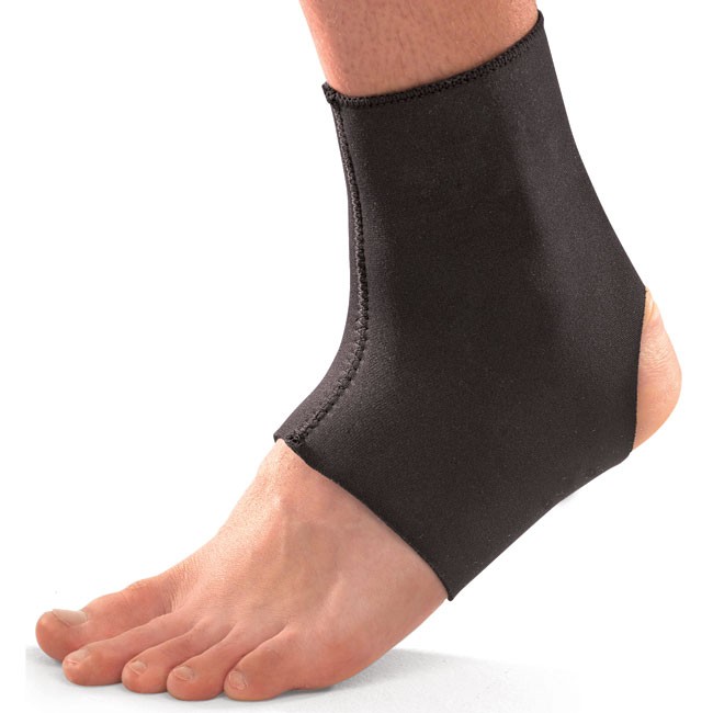 Mueller - Mueller Neoprene Blend Ankle support - Medium